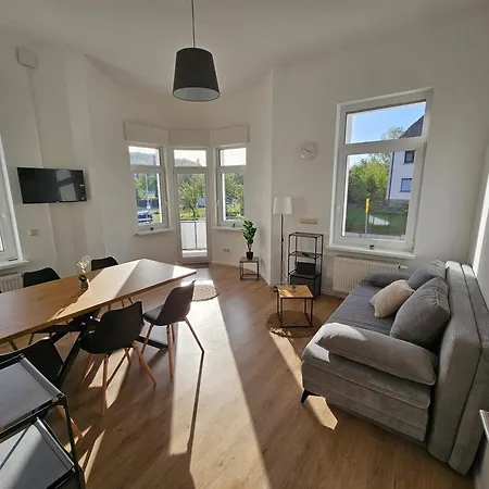 Evelyns Apartment, Nahe Der Therme Und Dem Zentrum, Privat Parkplatz, Balkon, Highspeed-Wlan Bad Kissingen Esterno foto
