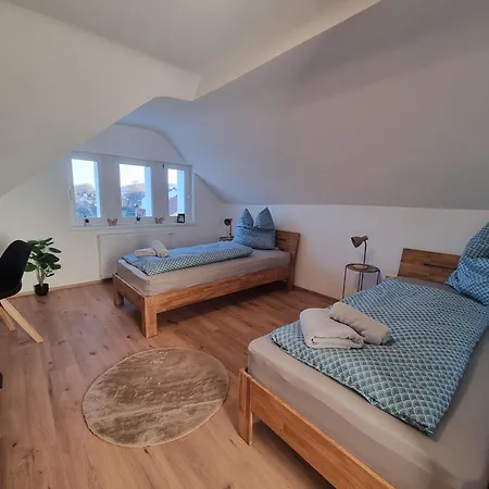 Evelyns Apartment, Nahe Der Therme Und Dem Zentrum, Privat Parkplatz, Balkon, Highspeed-Wlan Bad Kissingen Esterno foto