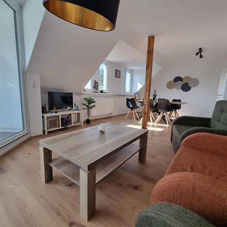 Evelyns Apartment, Nahe Der Therme Und Dem Zentrum, Privat Parkplatz, Balkon, Highspeed-Wlan Bad Kissingen Esterno foto