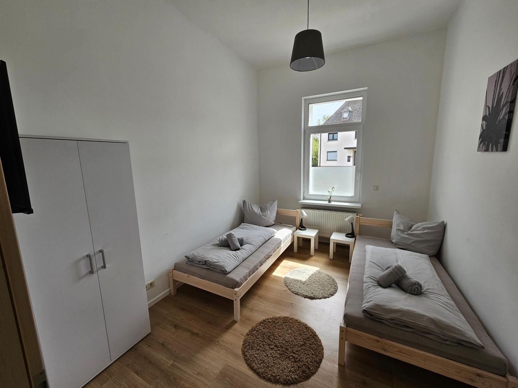 Apartment Evelyns Apartment, Nahe Der Therme Und Dem Zentrum, Privat Parkplatz, Balkon, Highspeed-wlan *