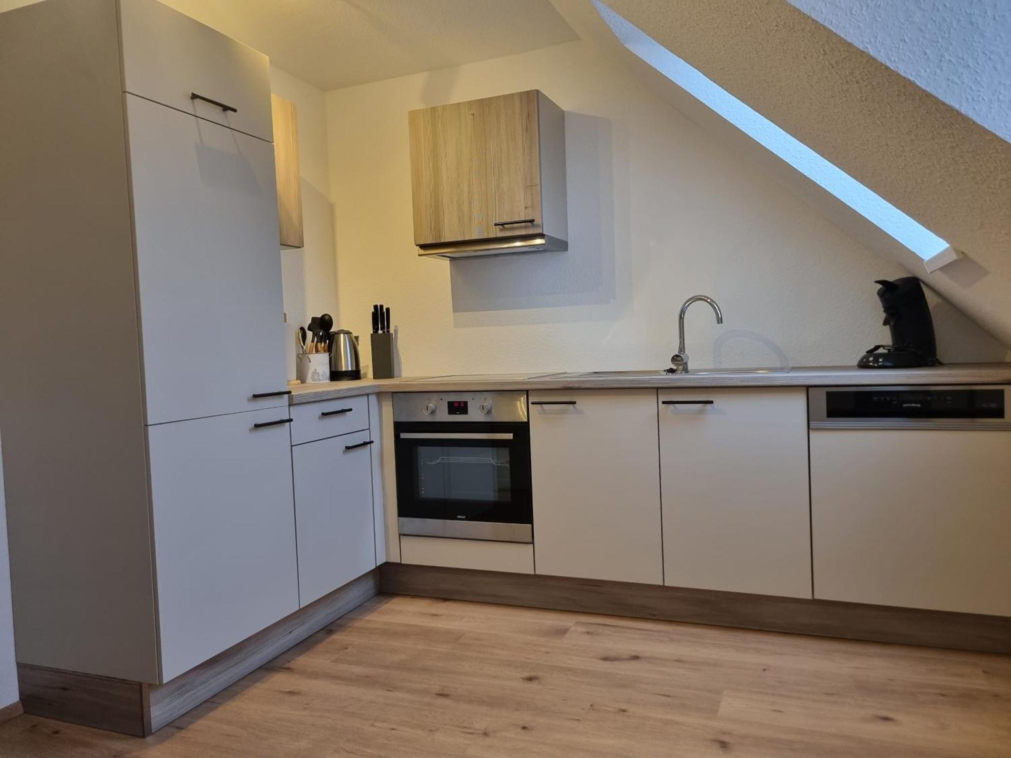 Apartment Evelyns Apartment, Nahe Der Therme Und Dem Zentrum, Privat Parkplatz, Balkon, Highspeed-wlan